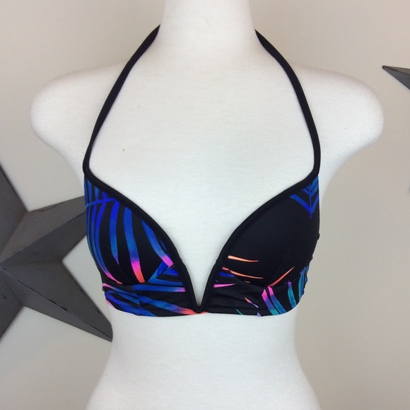 PINK Victoria's Secret Other - Pink bikini top size XS